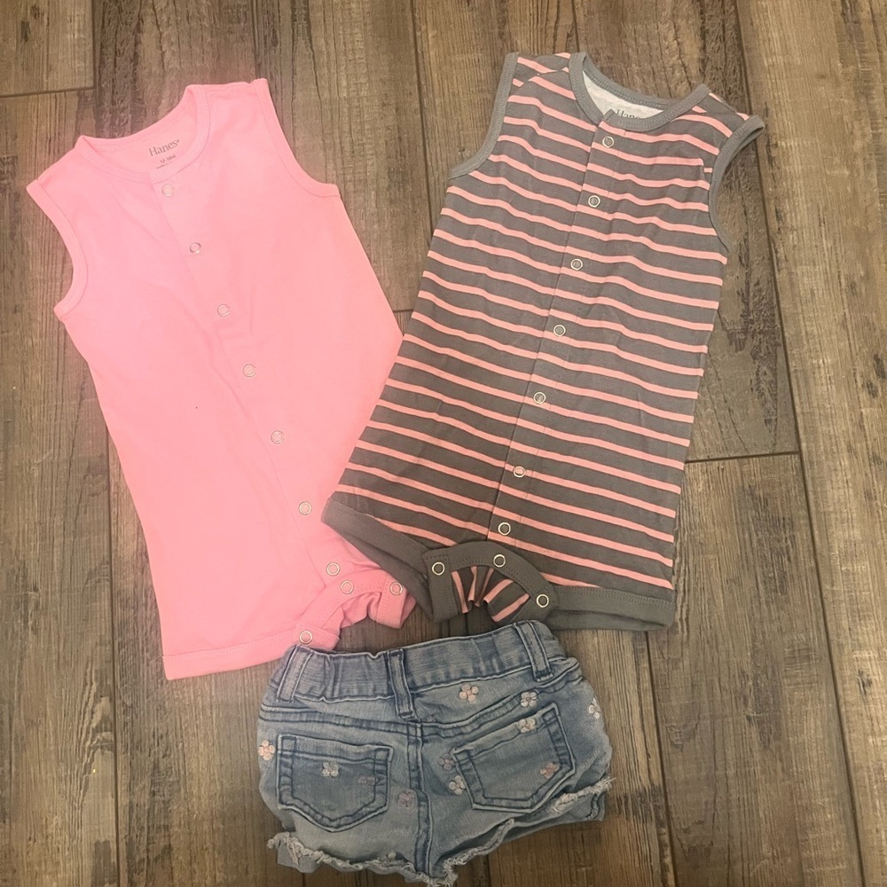 Cat & Jack Pink and Gray Button Down Shirts - Picture 2 of 4